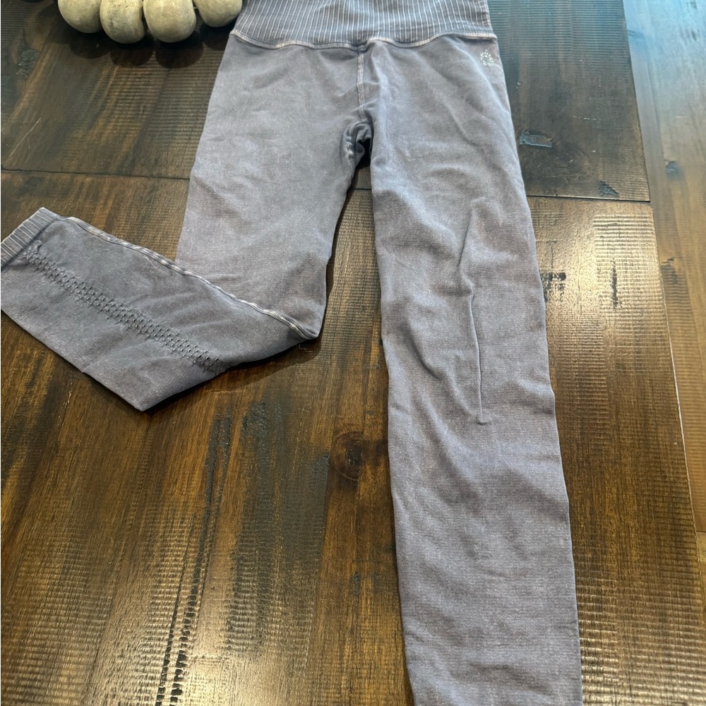 FP Movement good karma grayish/purple washed leggings~Size xsmall-small